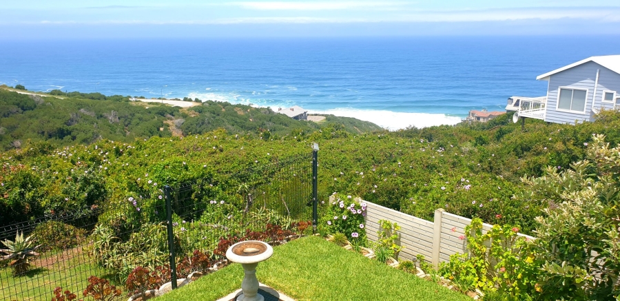 4 Bedroom Property for Sale in Dana Bay Western Cape